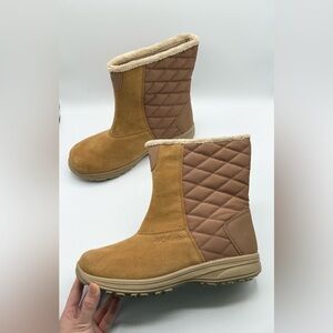 Columbia Tan Waterproof Winter Boots Rain Boots Outdoor Women’s Size 9.5